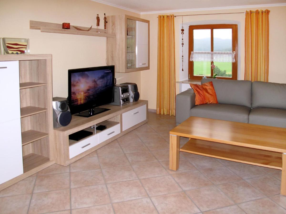 Apartment Freisinger-1 By Interhome Zachenberg Ngoại thất bức ảnh