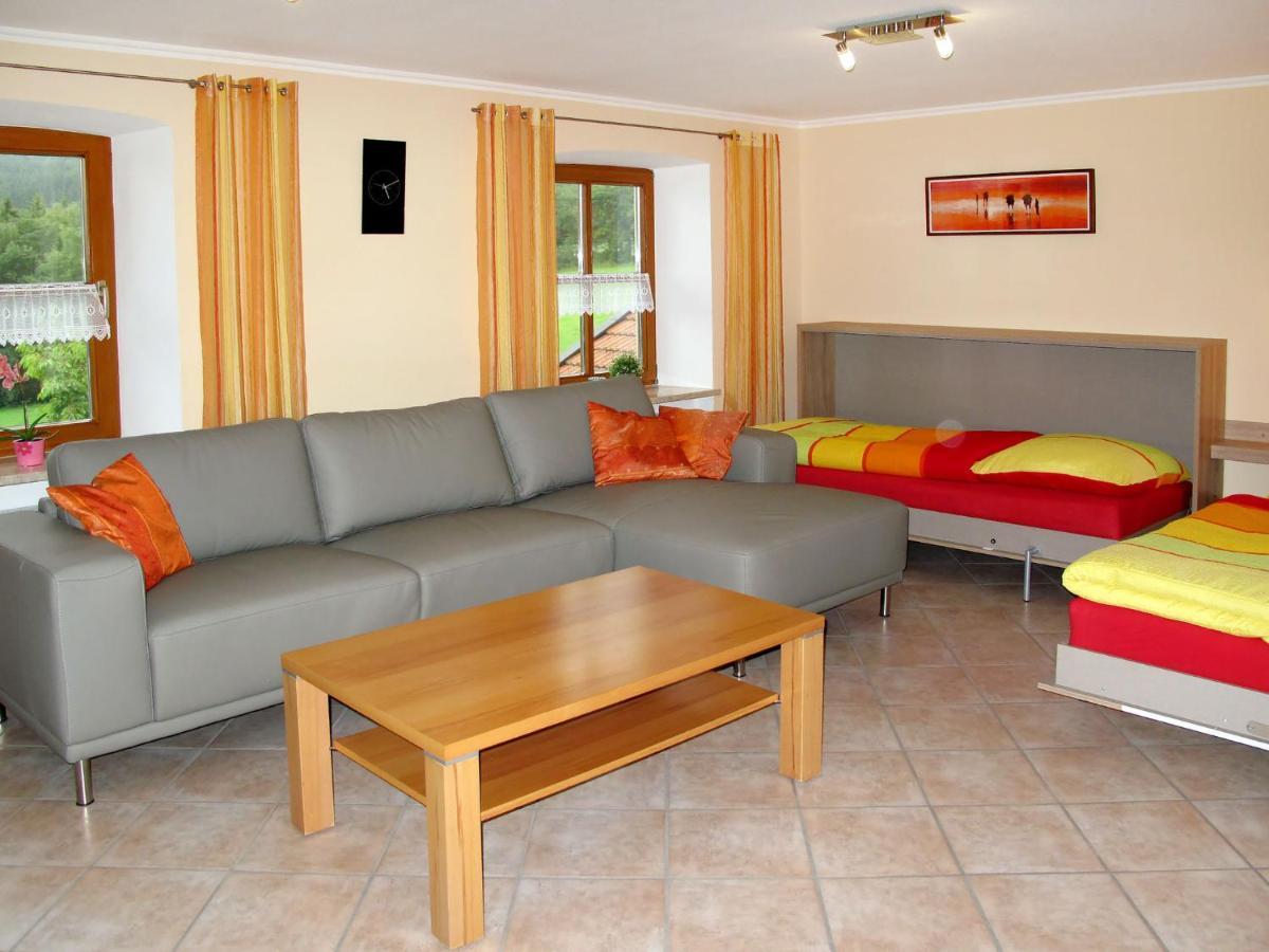 Apartment Freisinger-1 By Interhome Zachenberg Ngoại thất bức ảnh